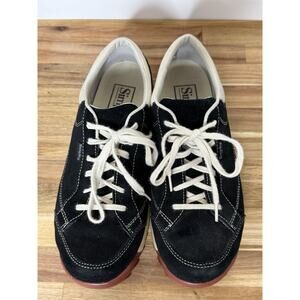 Simple -New Vintage Women’s Suede Black Tie Athletic Shoe Size 10